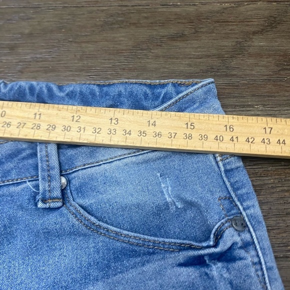 Women’s Hybrid & Company Distress Mid-rise Straight Leg Jeans Light Wash 9 - Picture 3 of 8